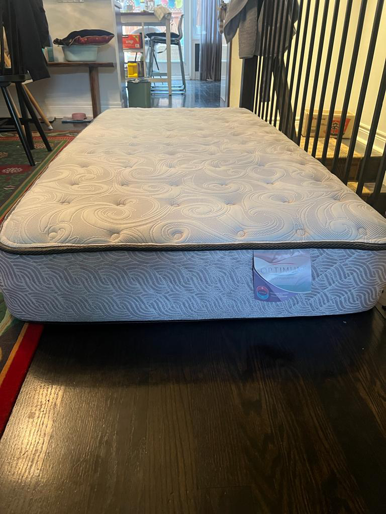 TWO Sealy posturepedic twin / single mattress bed
