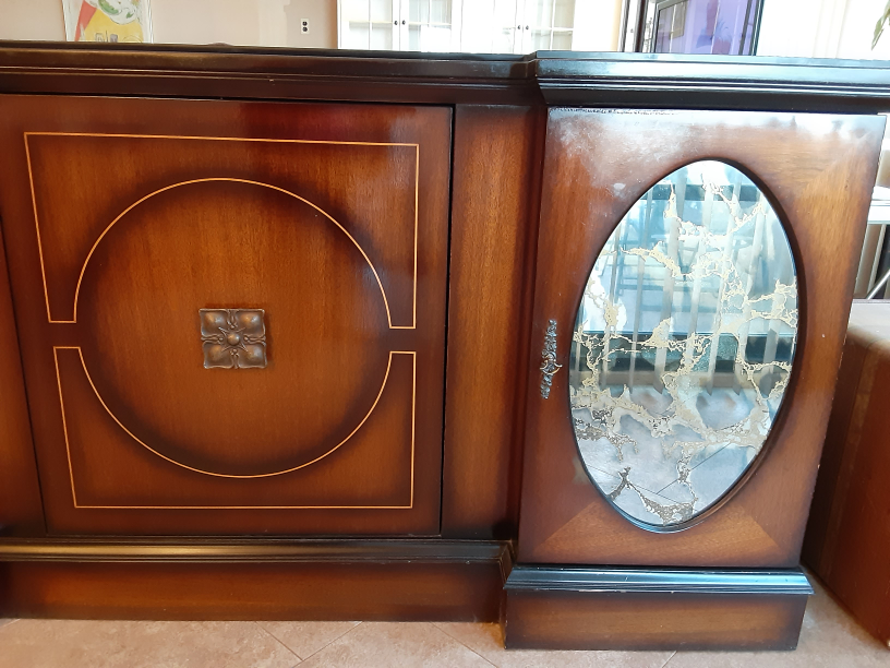 Credenza image indicator(2)