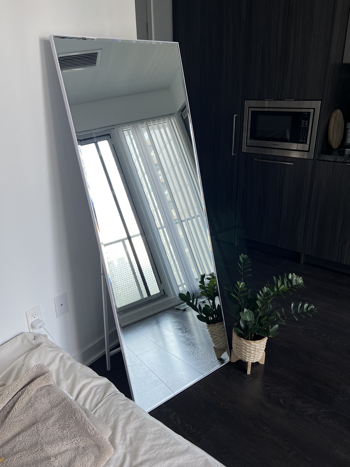ZBEIVAN mirror from Amazon thumbnail