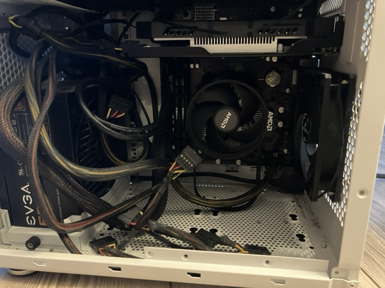 Used PC - Ryzen 5 3600 XT 16GB RAM - photo 5