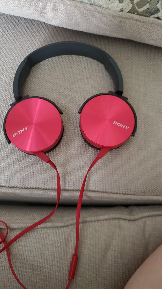Sony ExtraBass wired headphone