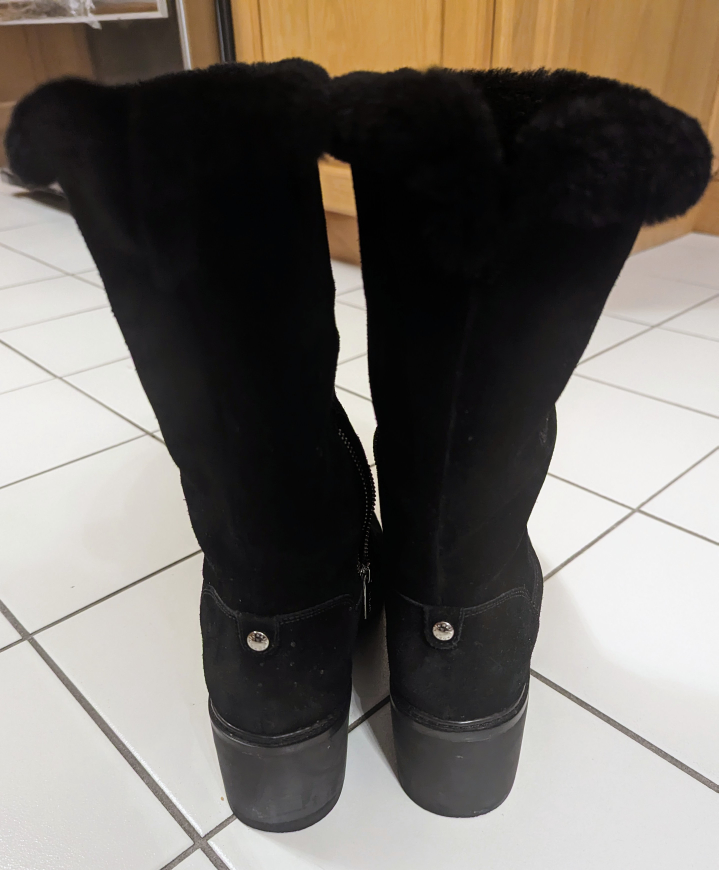 Michael Kors  Suede Boots Black Size 7.5 image indicator(4)