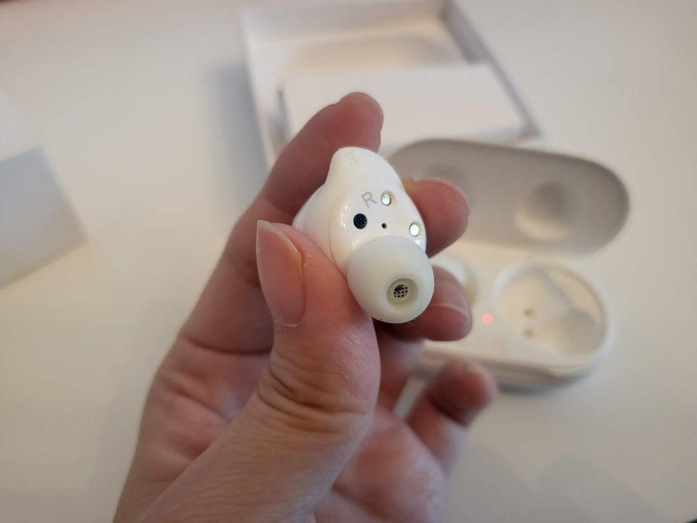 Galaxy Buds Plus - photo 4