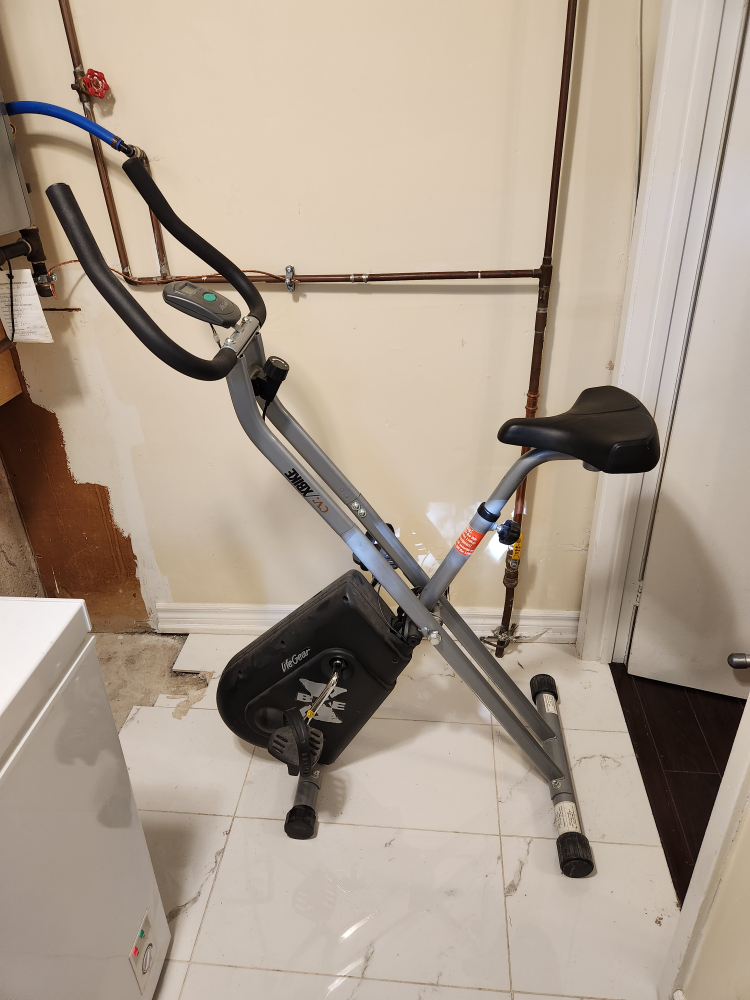 Exercise bike (foldable)