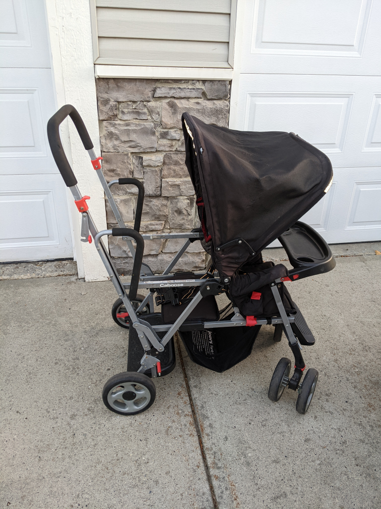 READ AD: JOOVY tandem stroller *HAS ISSUES* thumbnail
