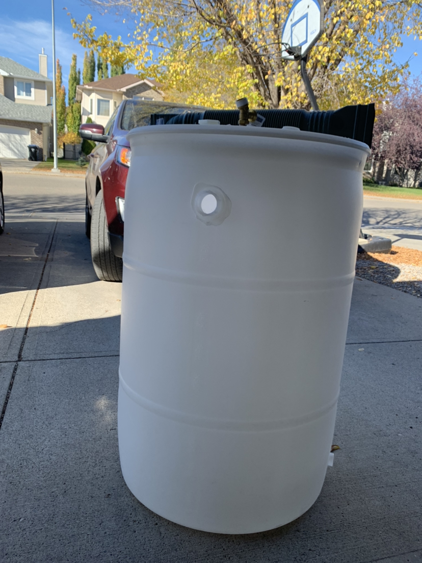 New Rain Barrel 55 gallons (220 litres) with attachments