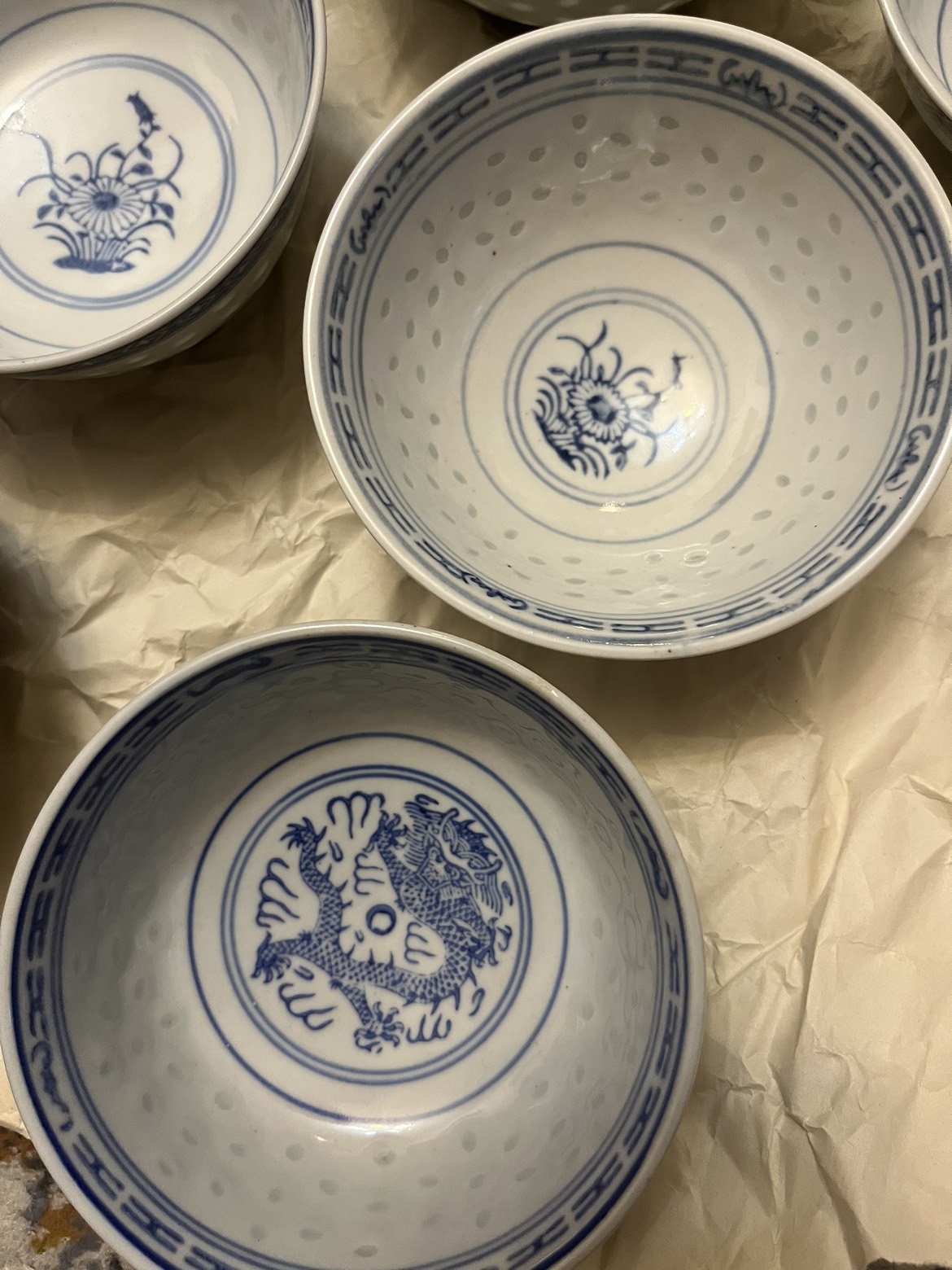 Set of 7 Chinese Ceramic Bowls image indicator(2)