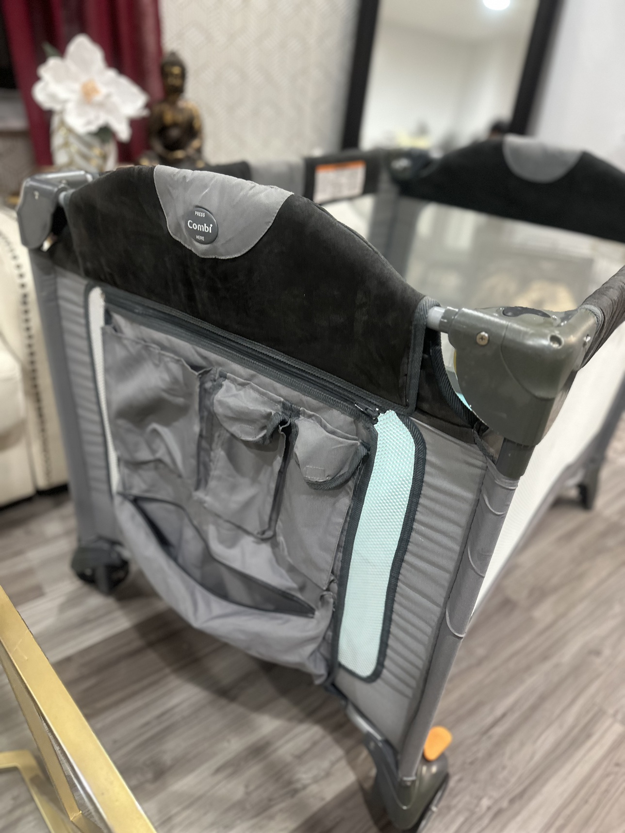 Pack and Play - photo 3