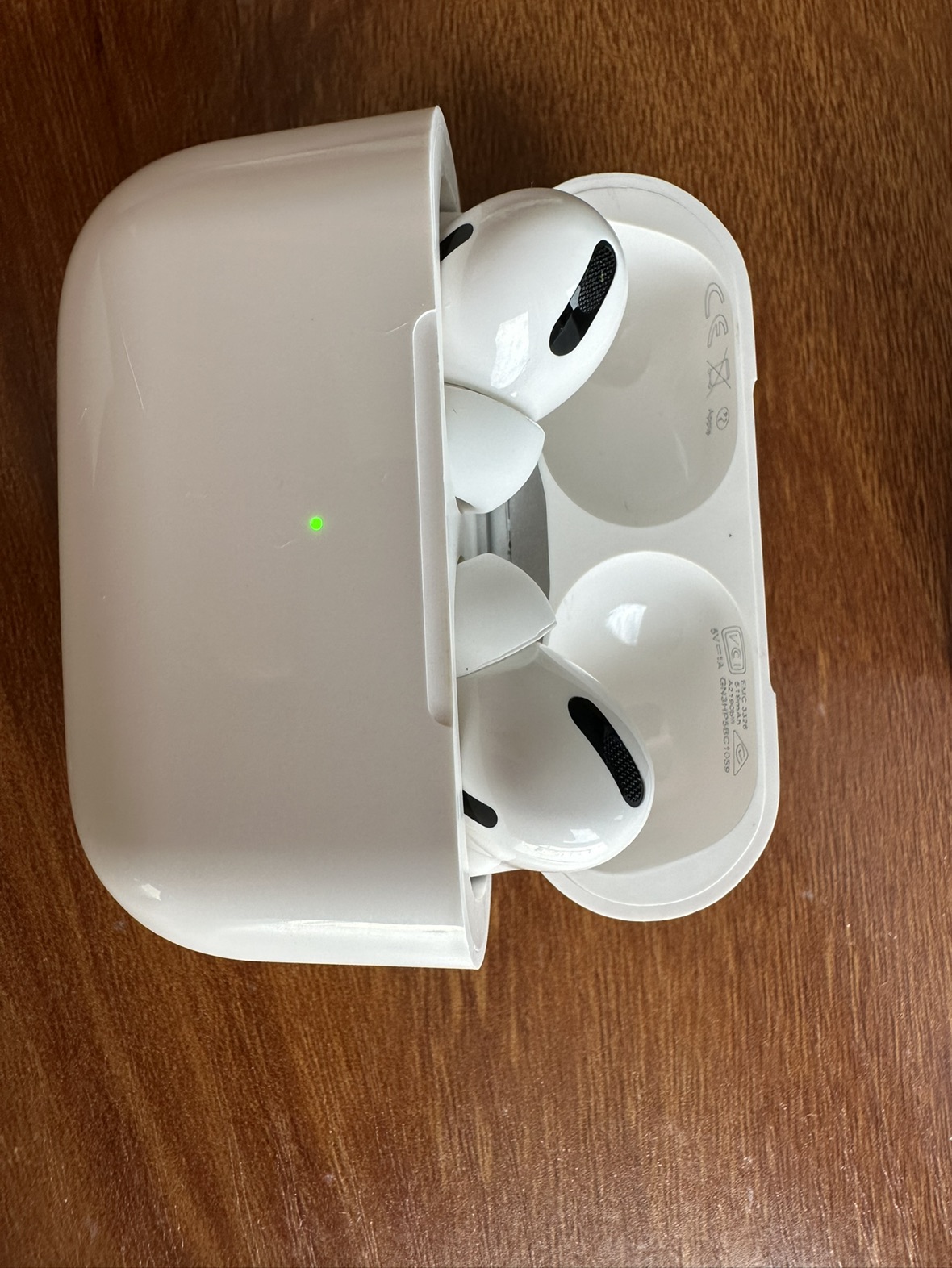 Apple AirPods Pro | Barely used thumbnail