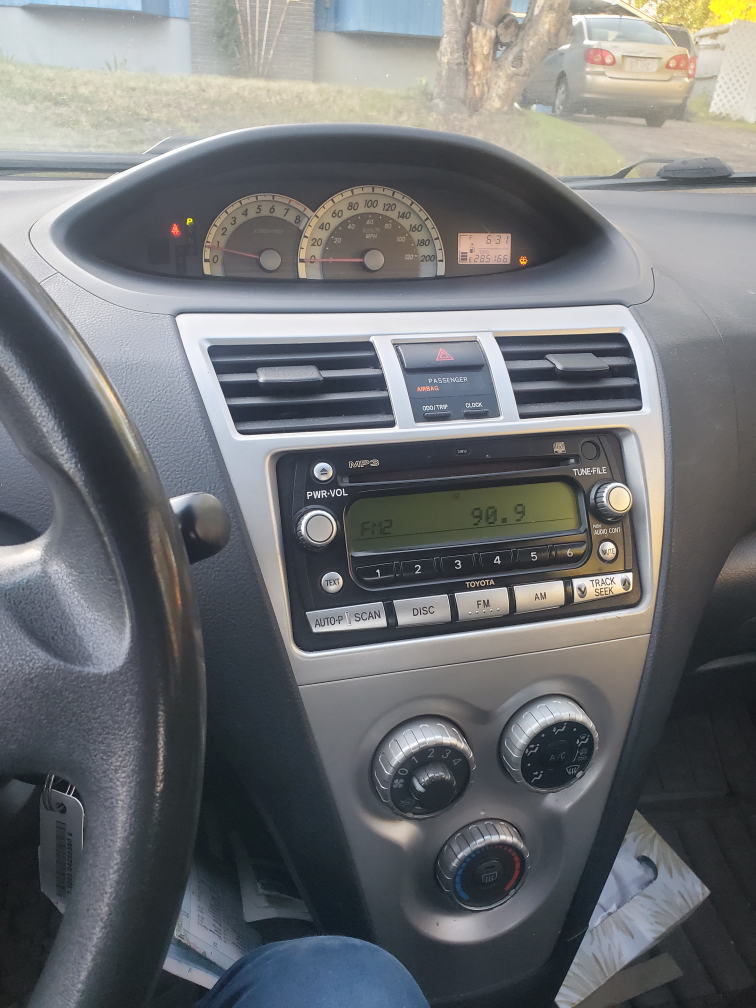 2007 Toyota Yaris For Sale - photo 5