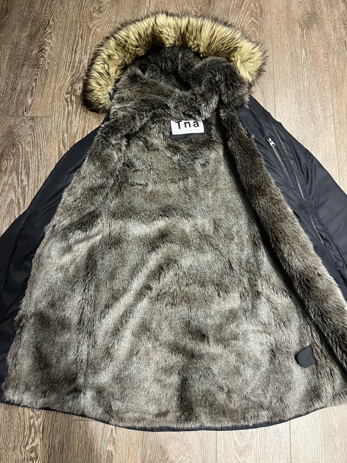 TNA Parka - Medium image indicator(4)