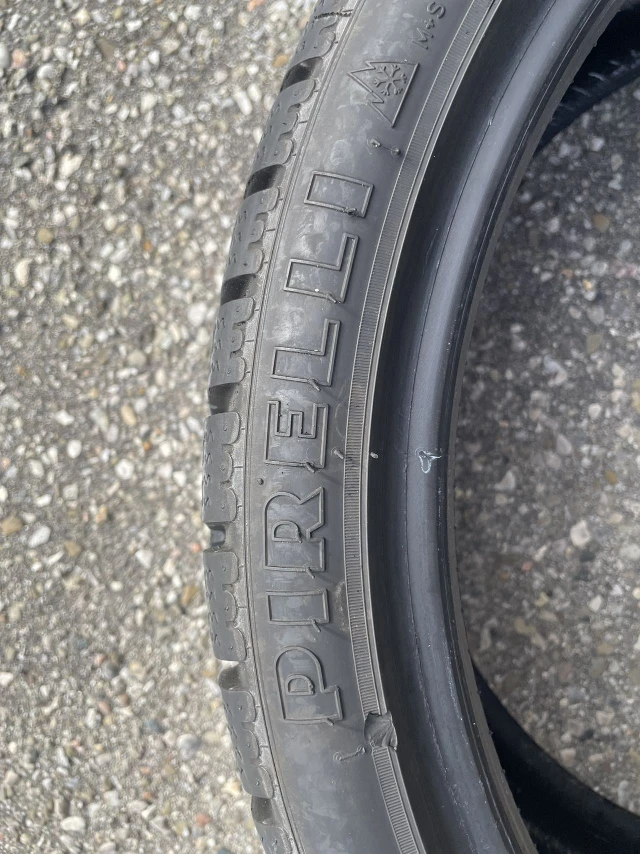 Mint Condition 4x Pirelli Snow Tires 245/35/R19 image indicator(5)