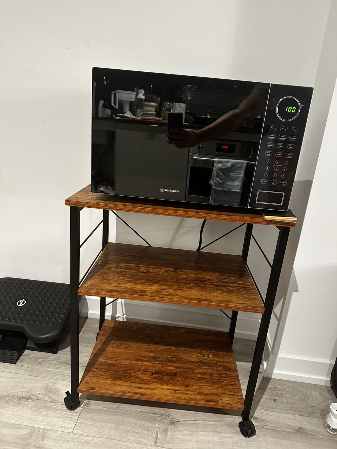 Microwave - photo 3