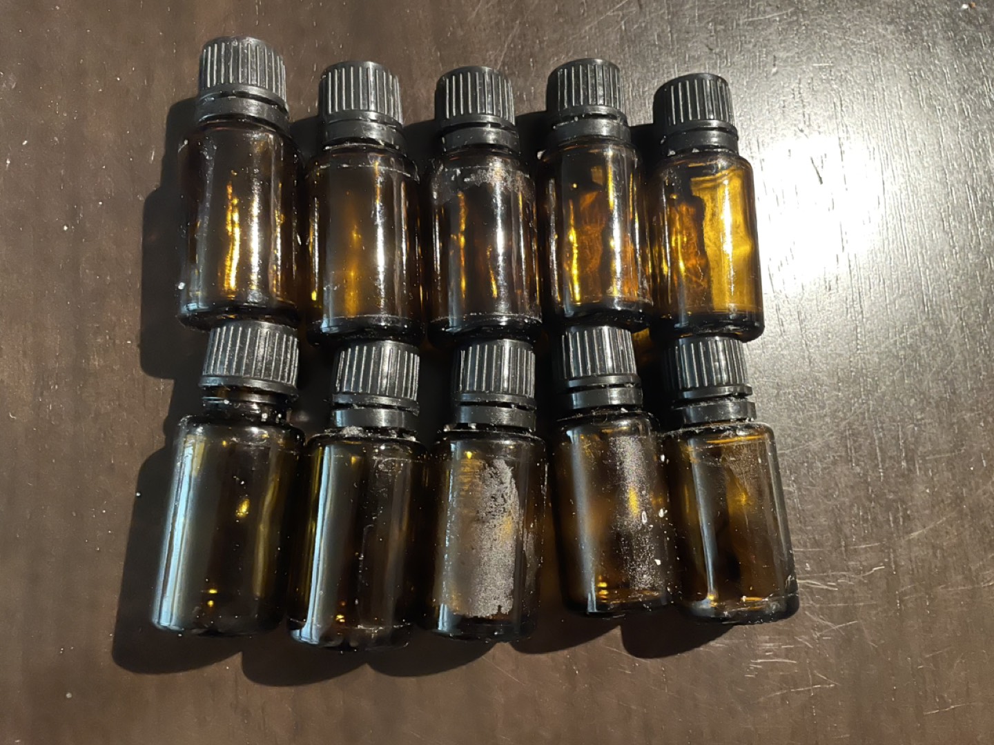 10 essential oils bottles thumbnail
