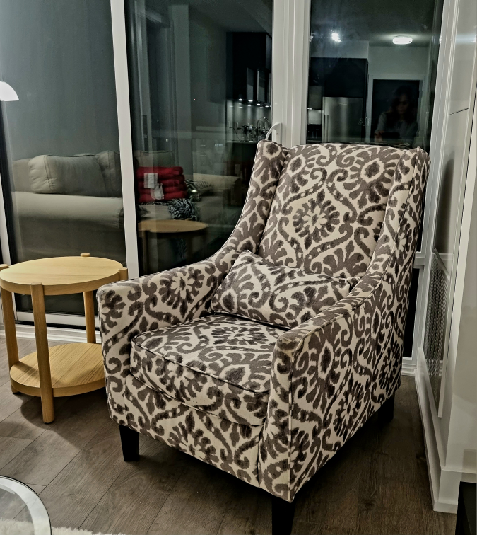 Arm chair
