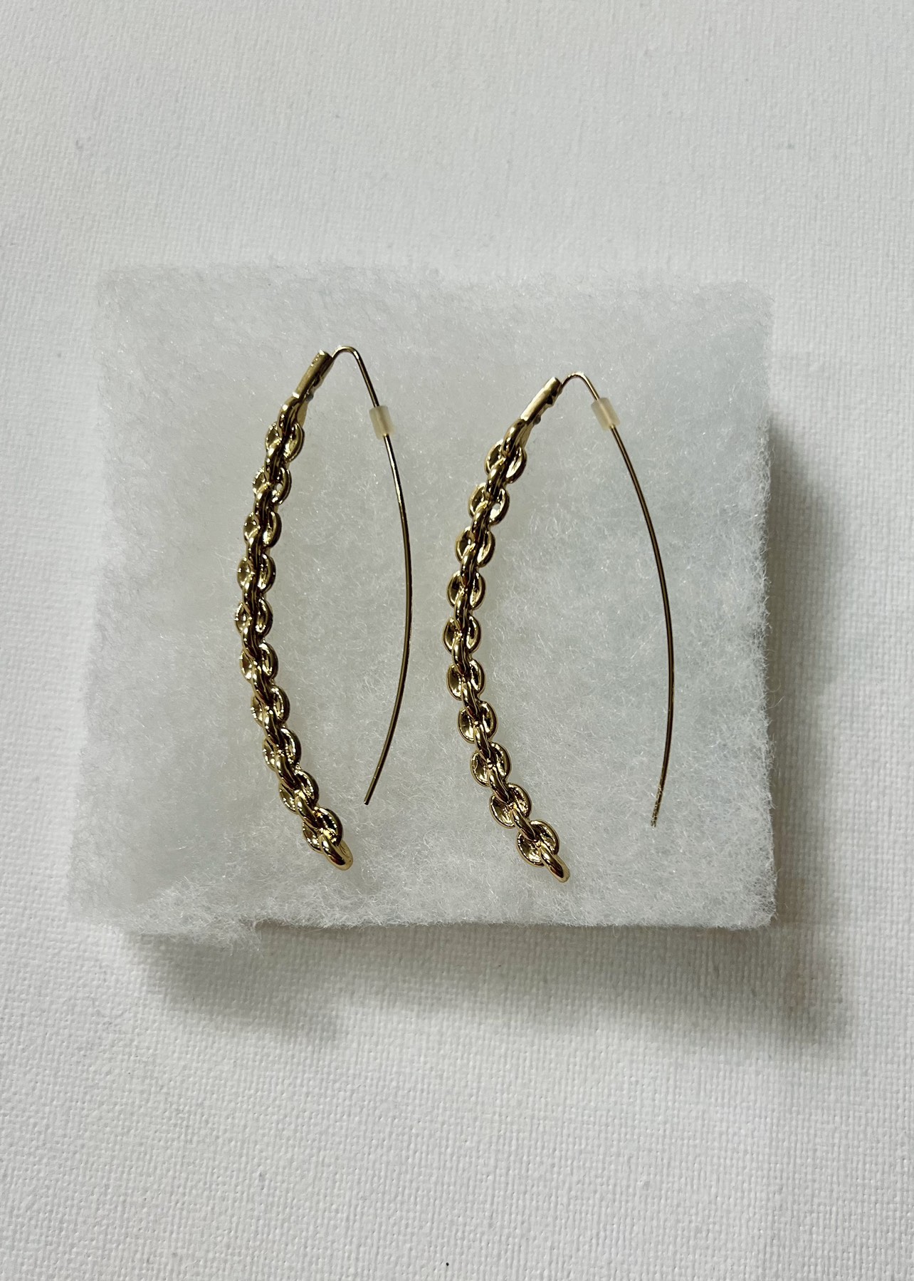 Gold Tone Chain Earrings image indicator(3)