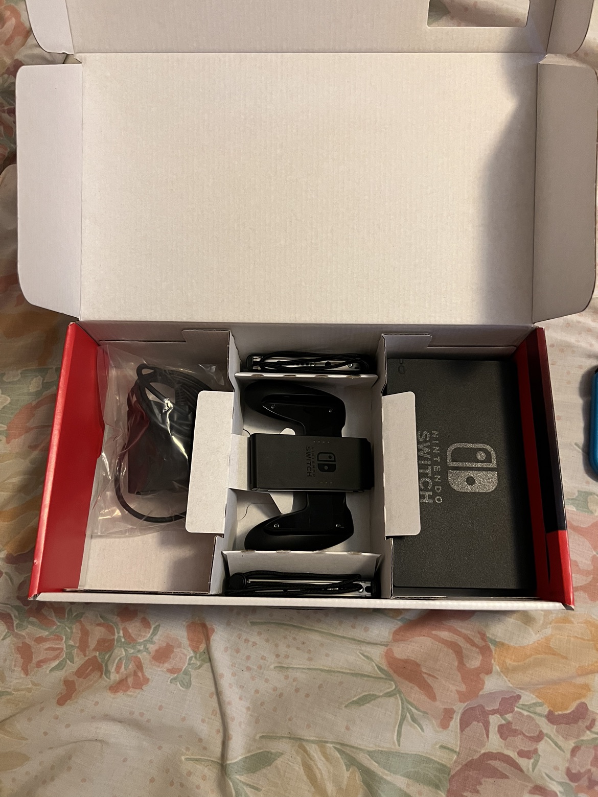 Nintendo Switch with Original Box - photo 5