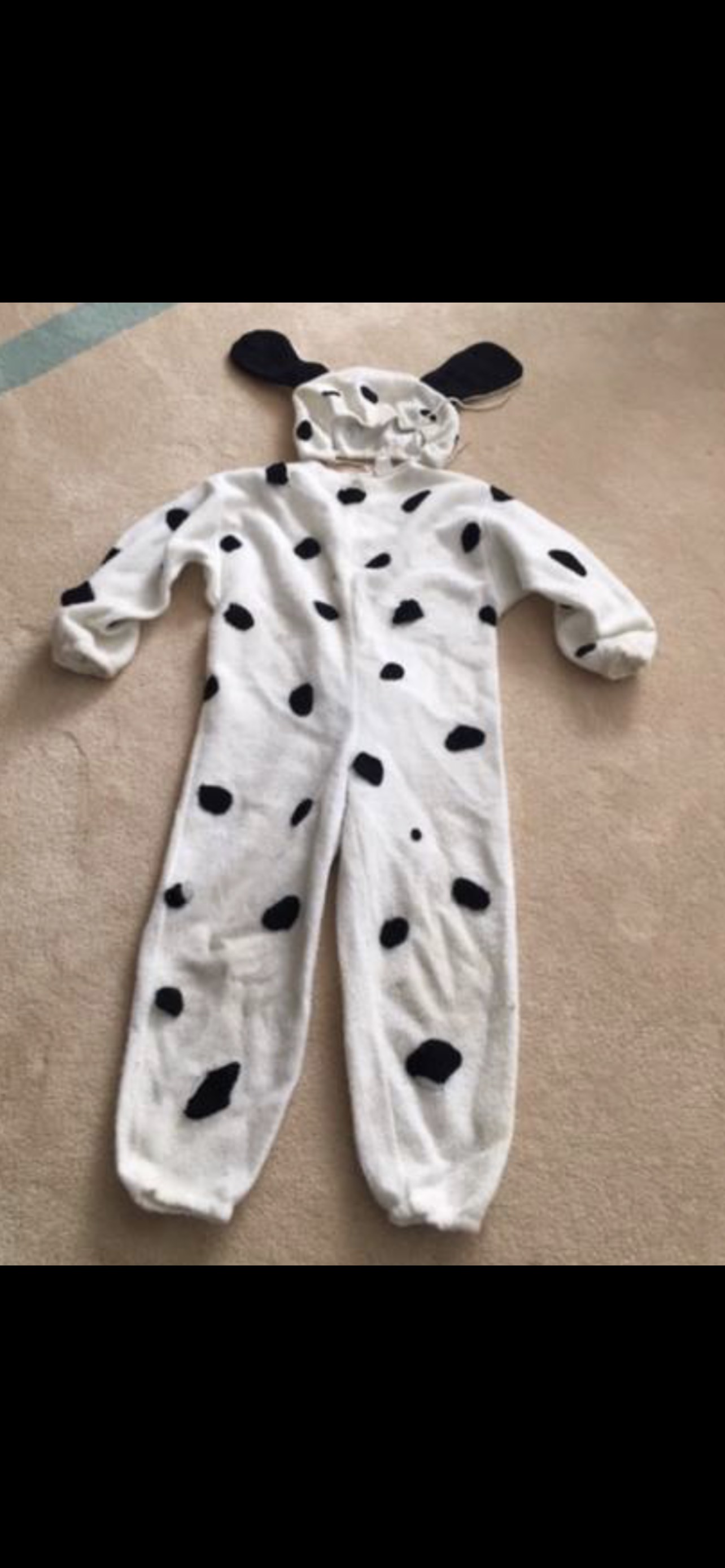 Halloween costumes & decorations