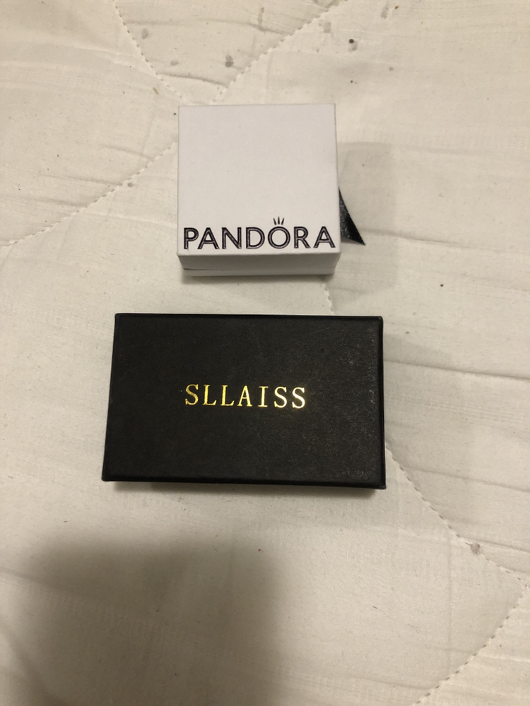 Empty jewelry boxes thumbnail