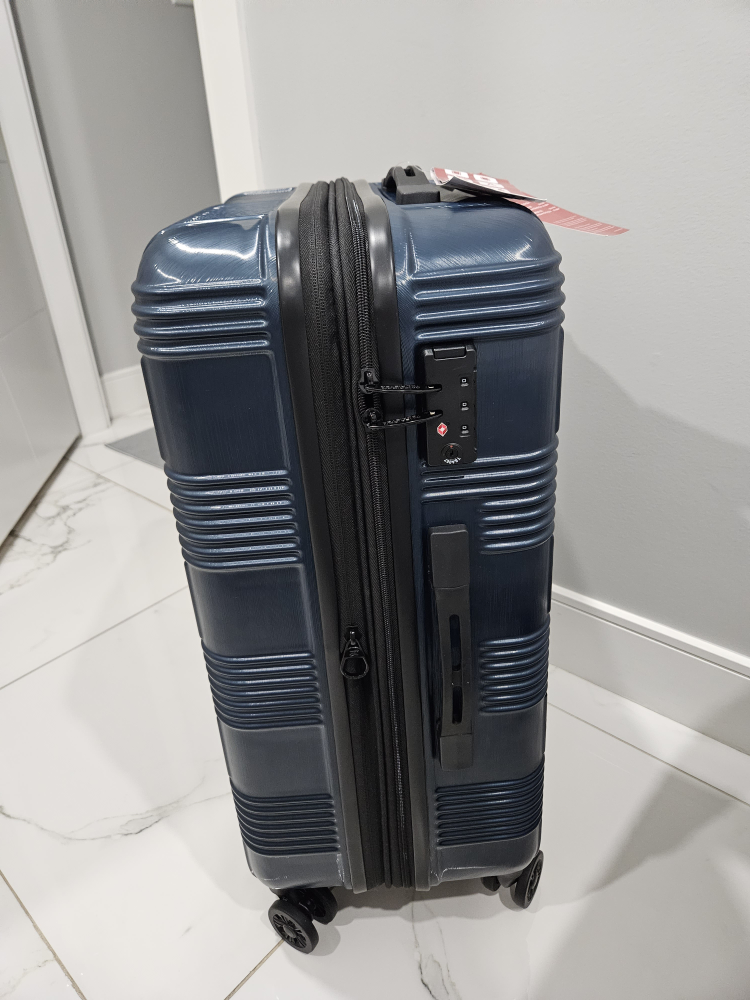 New Luggage - photo 2