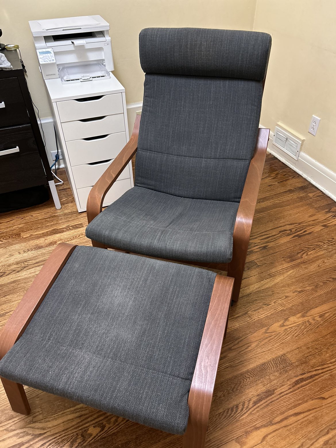 IKEA pohang armchair with foot stool image indicator(2)