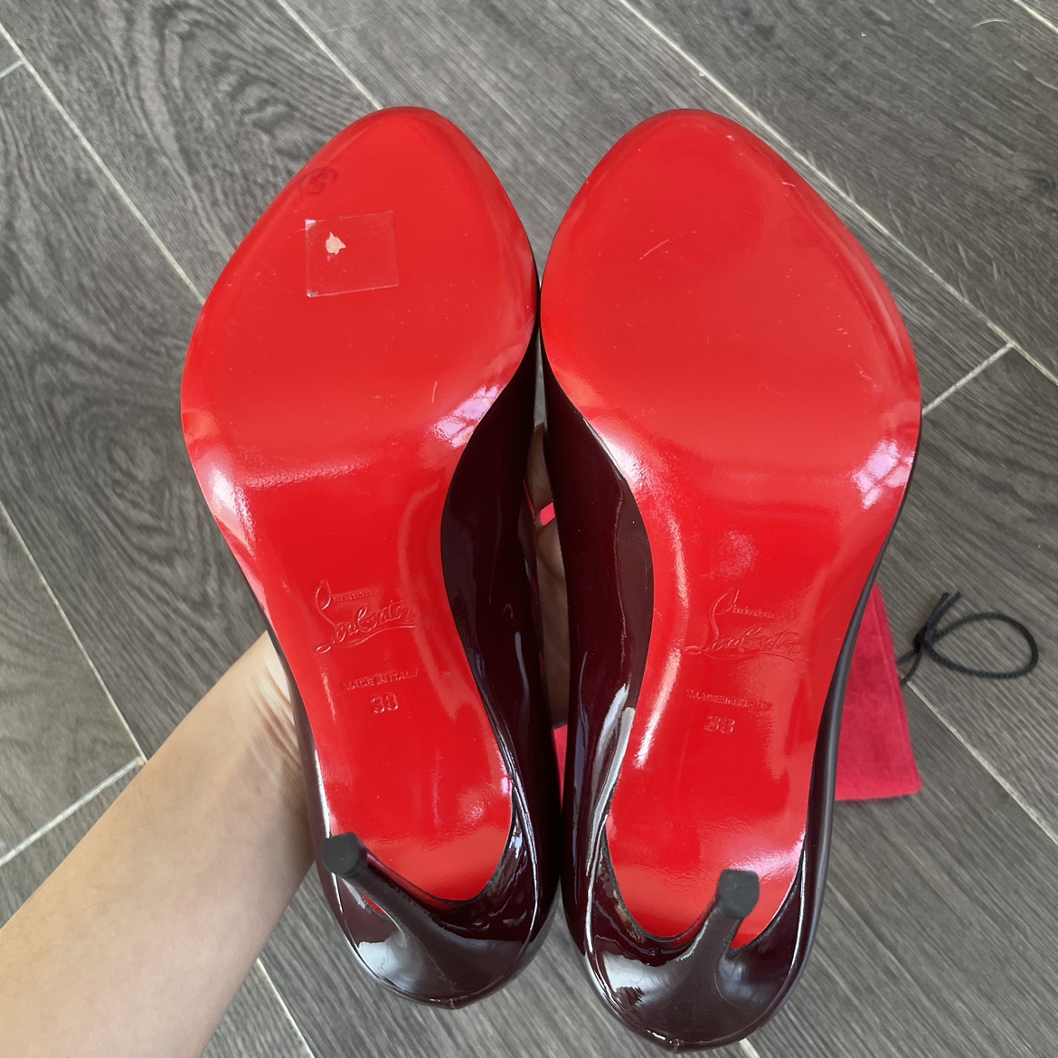 Christian Louboutin patent pump 100mm size 38 - photo 4