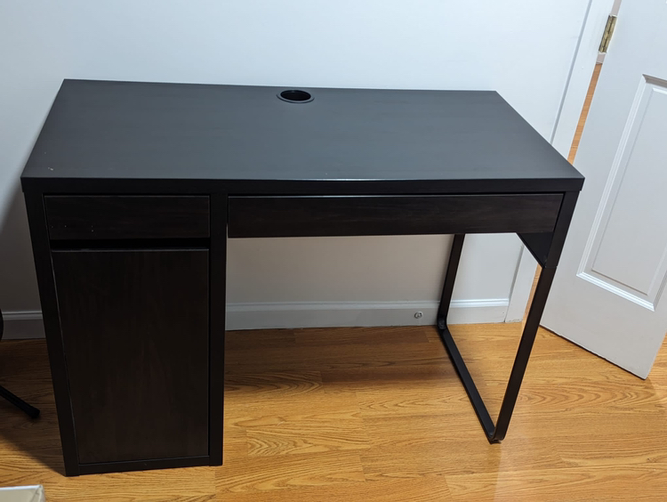 IKEA desk 5 months old, not used.