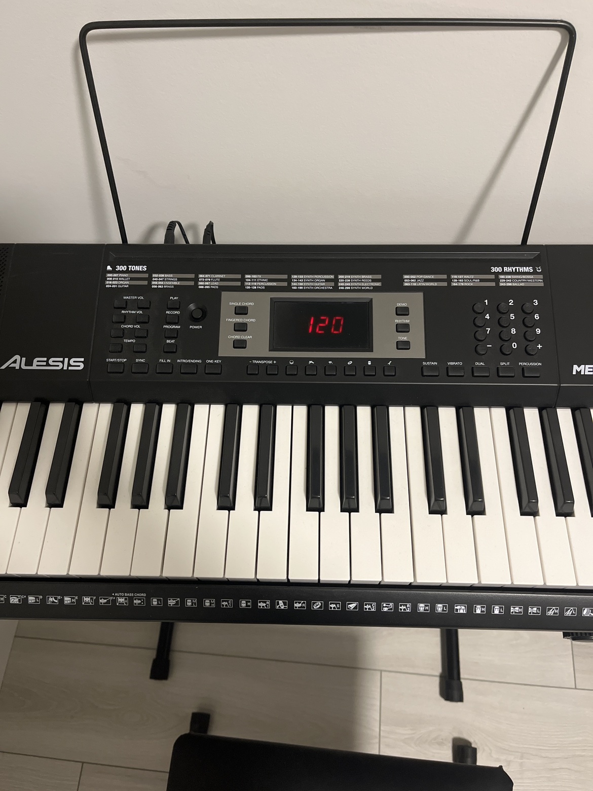 Electric Keyboard - photo 2