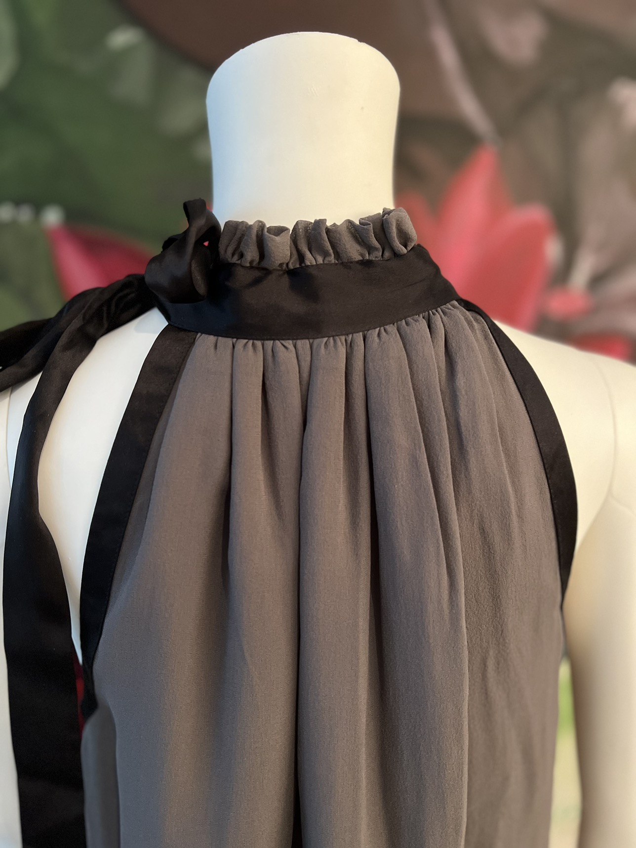 Dress - chiffon style, size S. NEW image indicator(7)