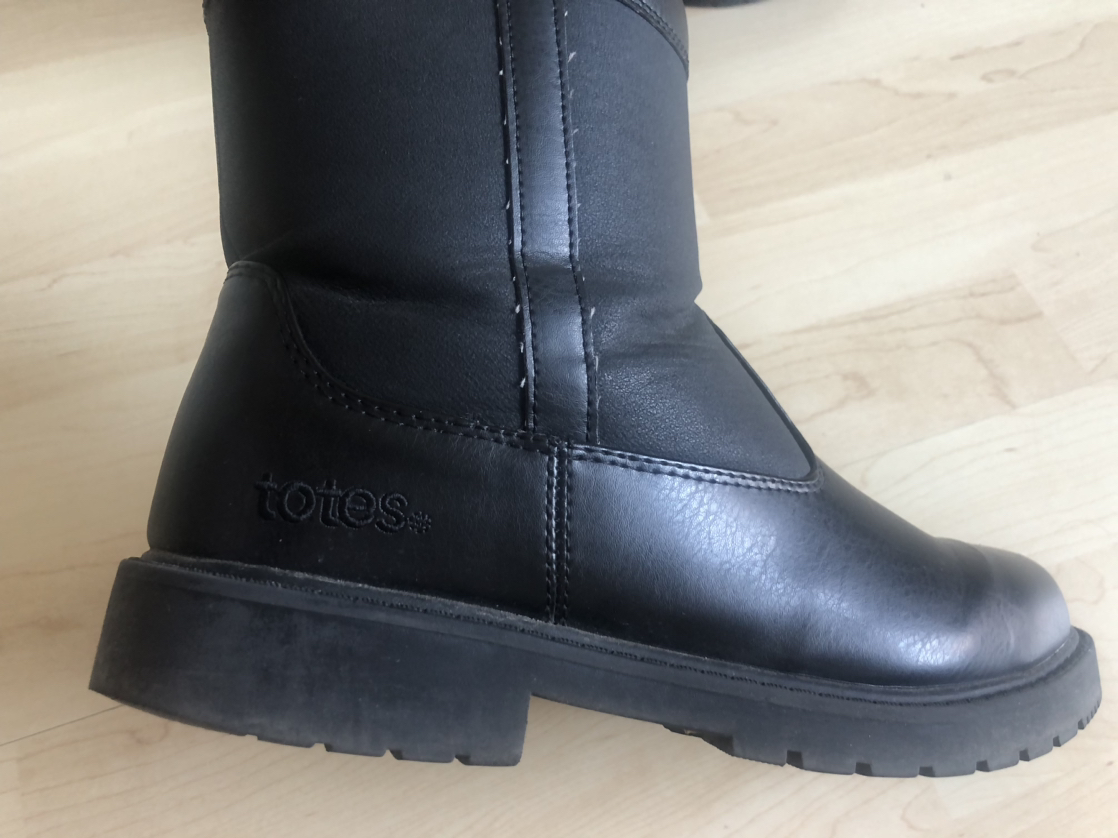 TOTES Winter Boots - Size 8M image indicator(3)