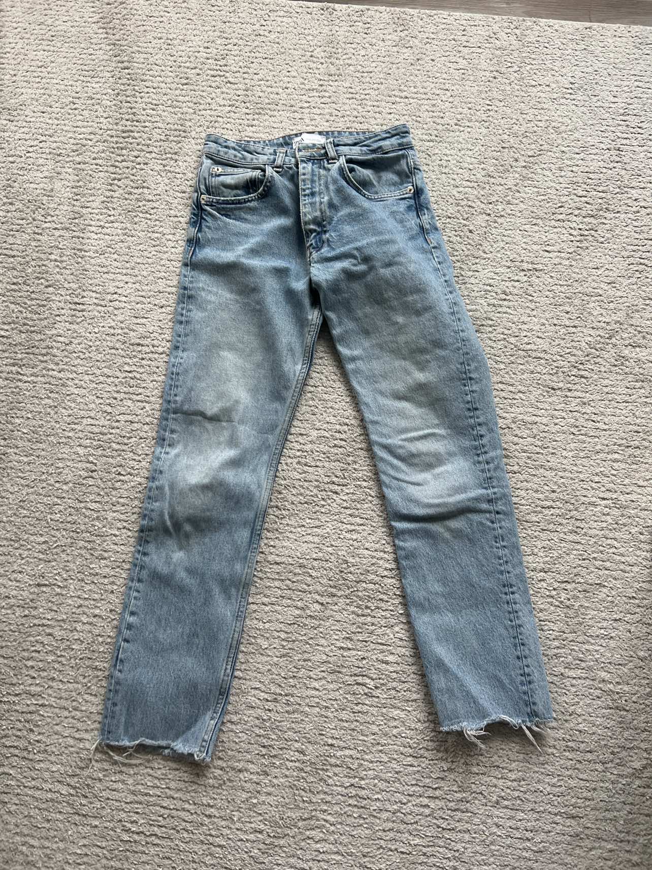 Zara jeans thumbnail