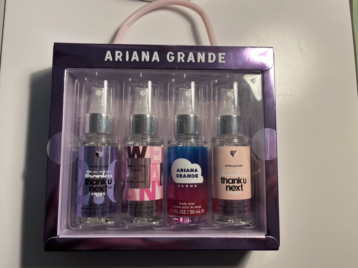 Ariana grande body mist set
