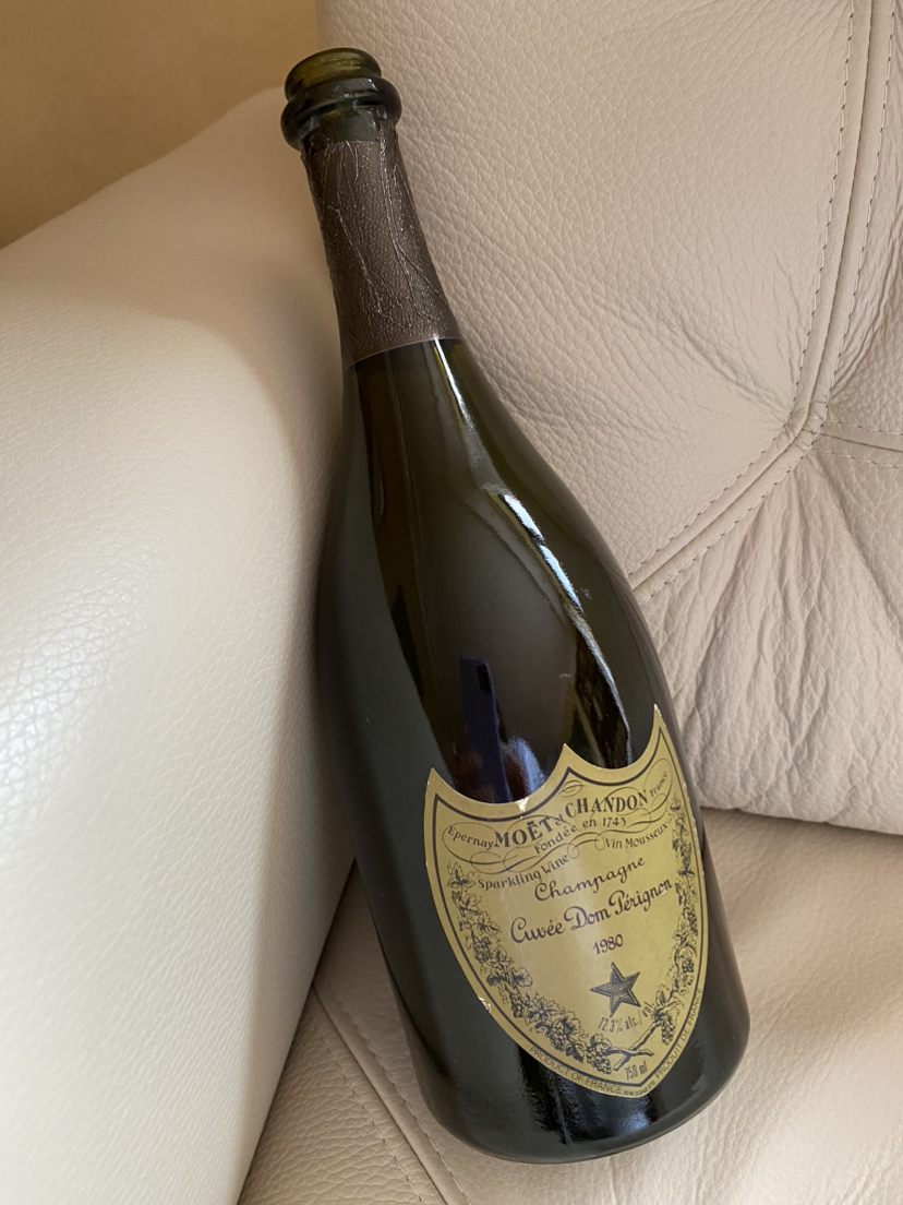 Champagne bottle Moët and Chandon Dom Perignon 1980 (empty) thumbnail