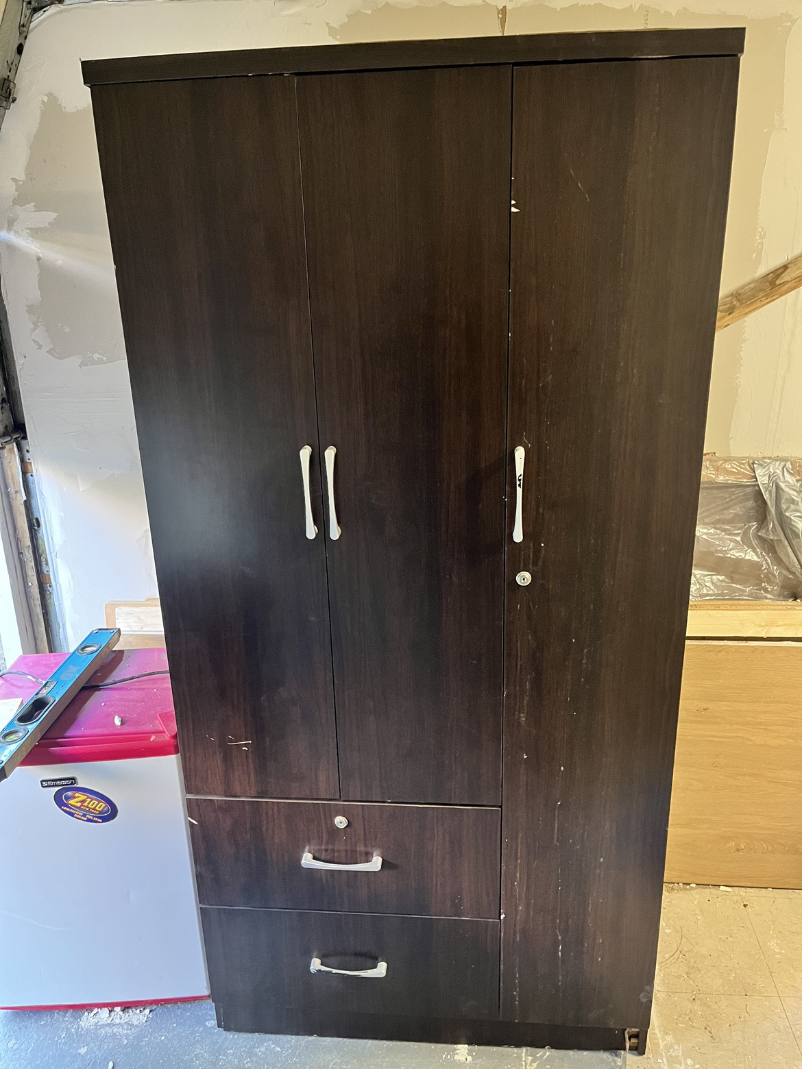 Wardrobe/closet