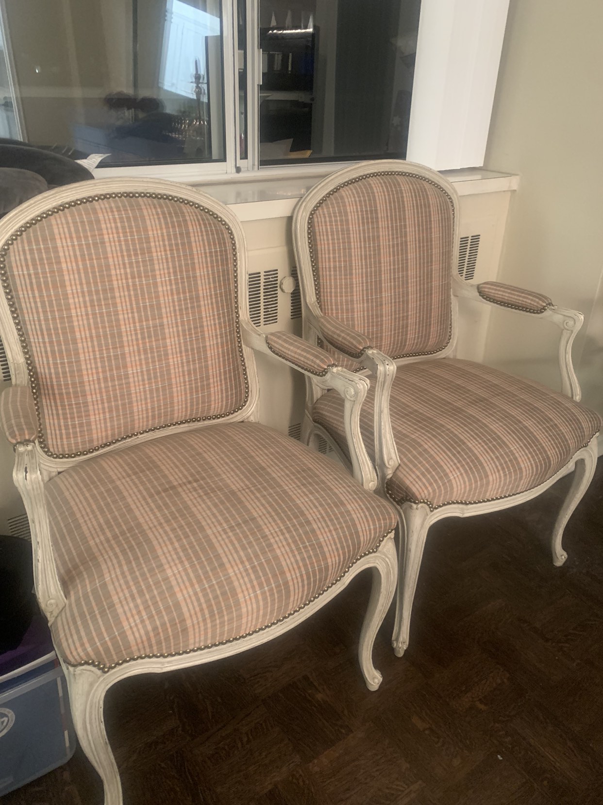 2 Louis 1V Chairs