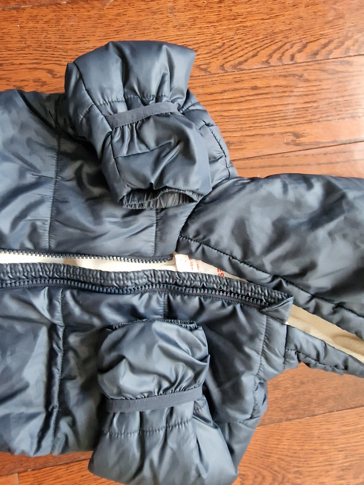 One piece snow suit for infants image indicator(2)