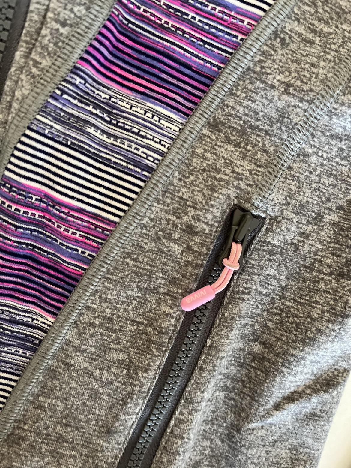 Ivivva by Lululemon Girls Athletic Jacket Size 12 - photo 4