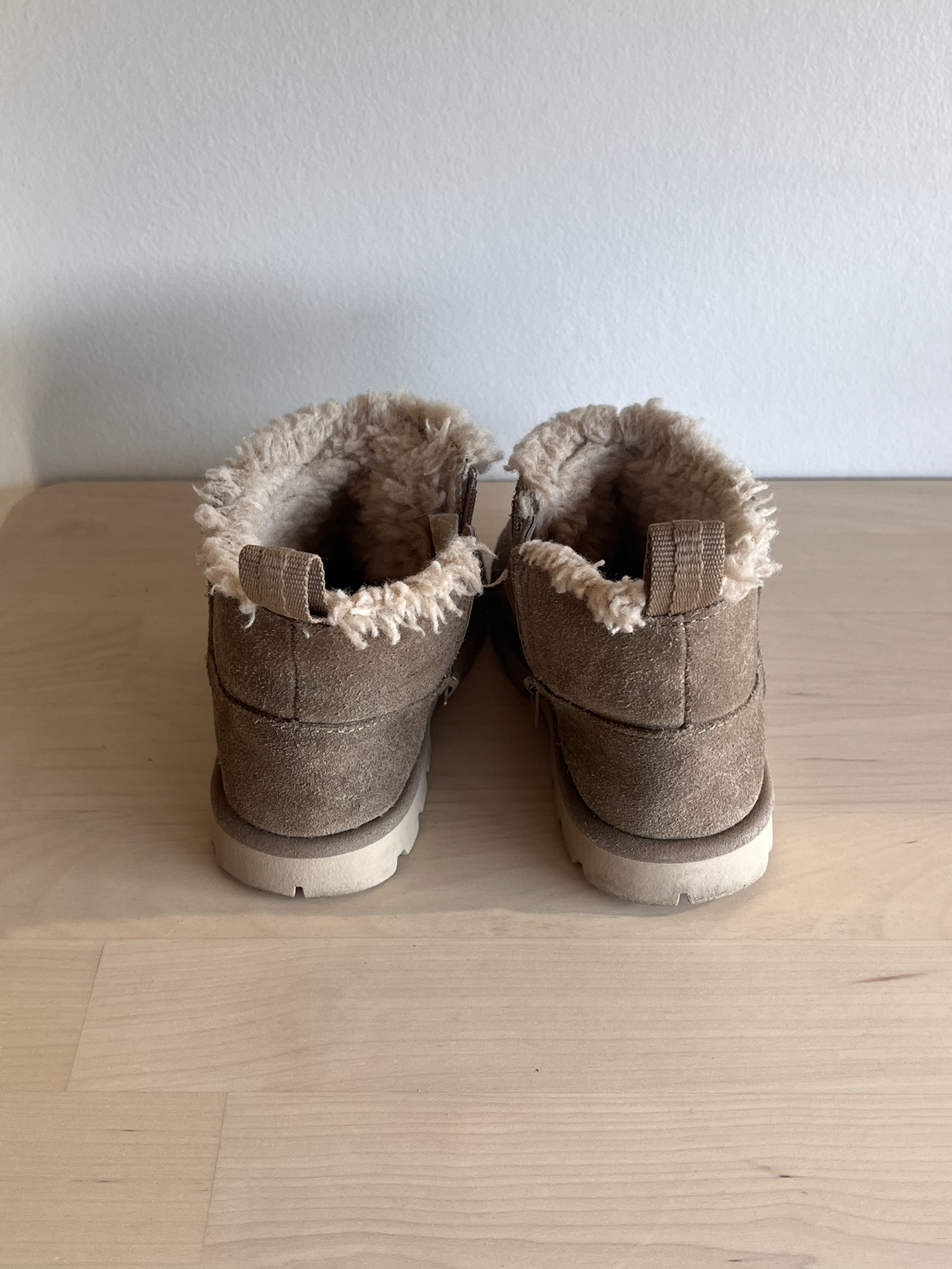 Toddler winter boots - Zara size 22 image indicator(3)
