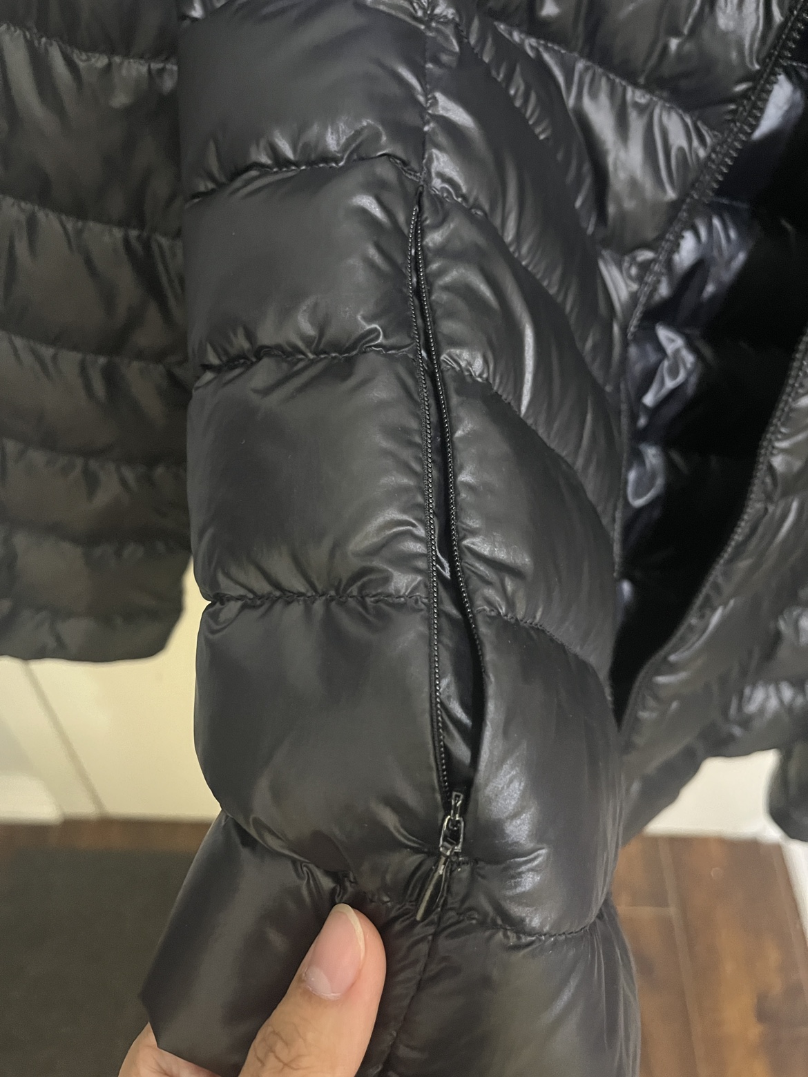 Uniqlo Down Jacket image indicator(4)