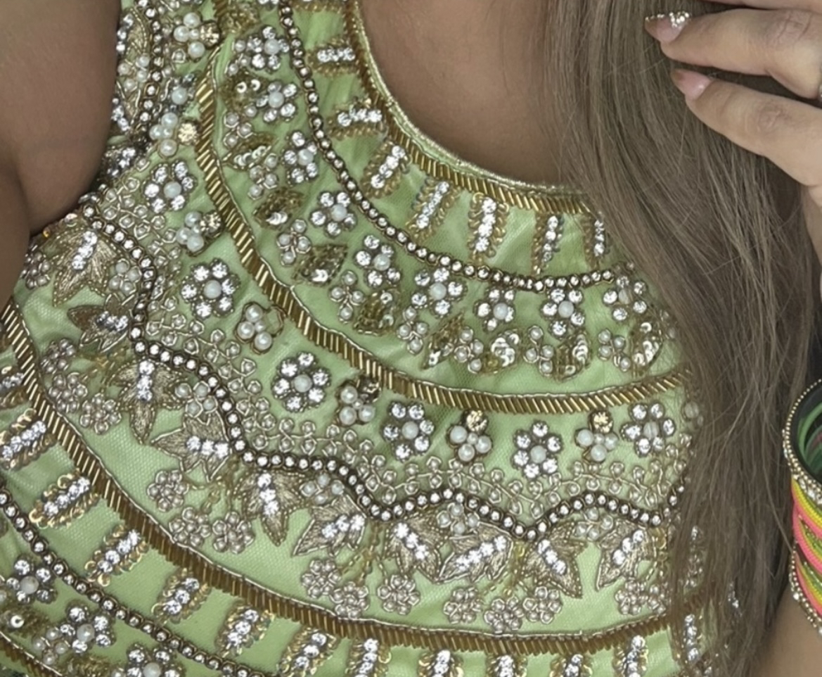 Lehenga (indian outfit) - light green.Size 8-10 image indicator(4)