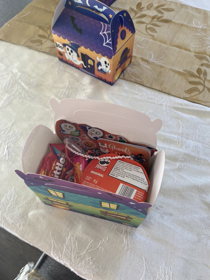 Halloween goody boxes - photo 2