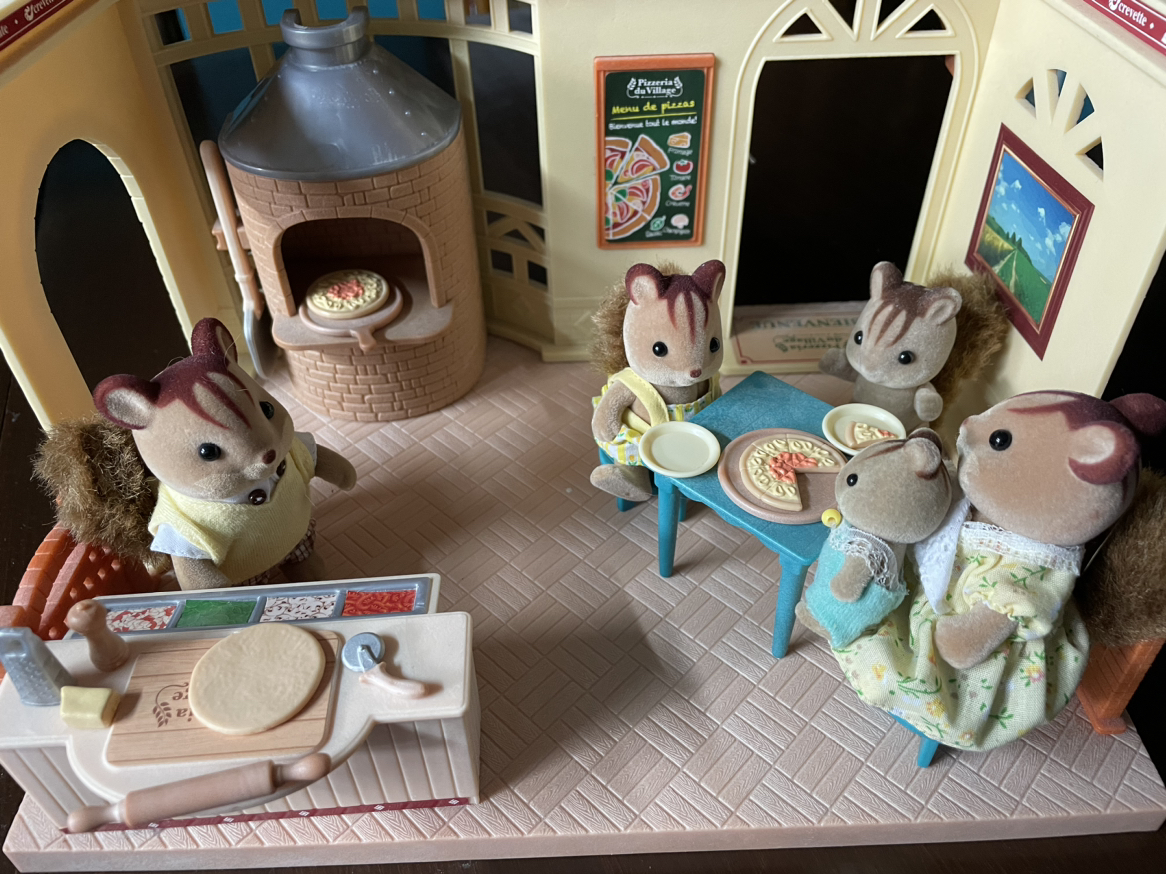 Calico Critters Pizzeria - photo 3