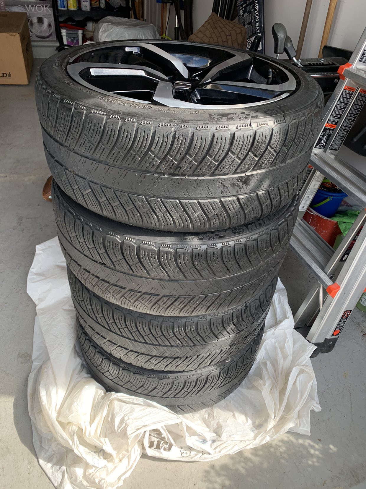 Honda accord 2018 sport winter tires on the original rims - photo 5