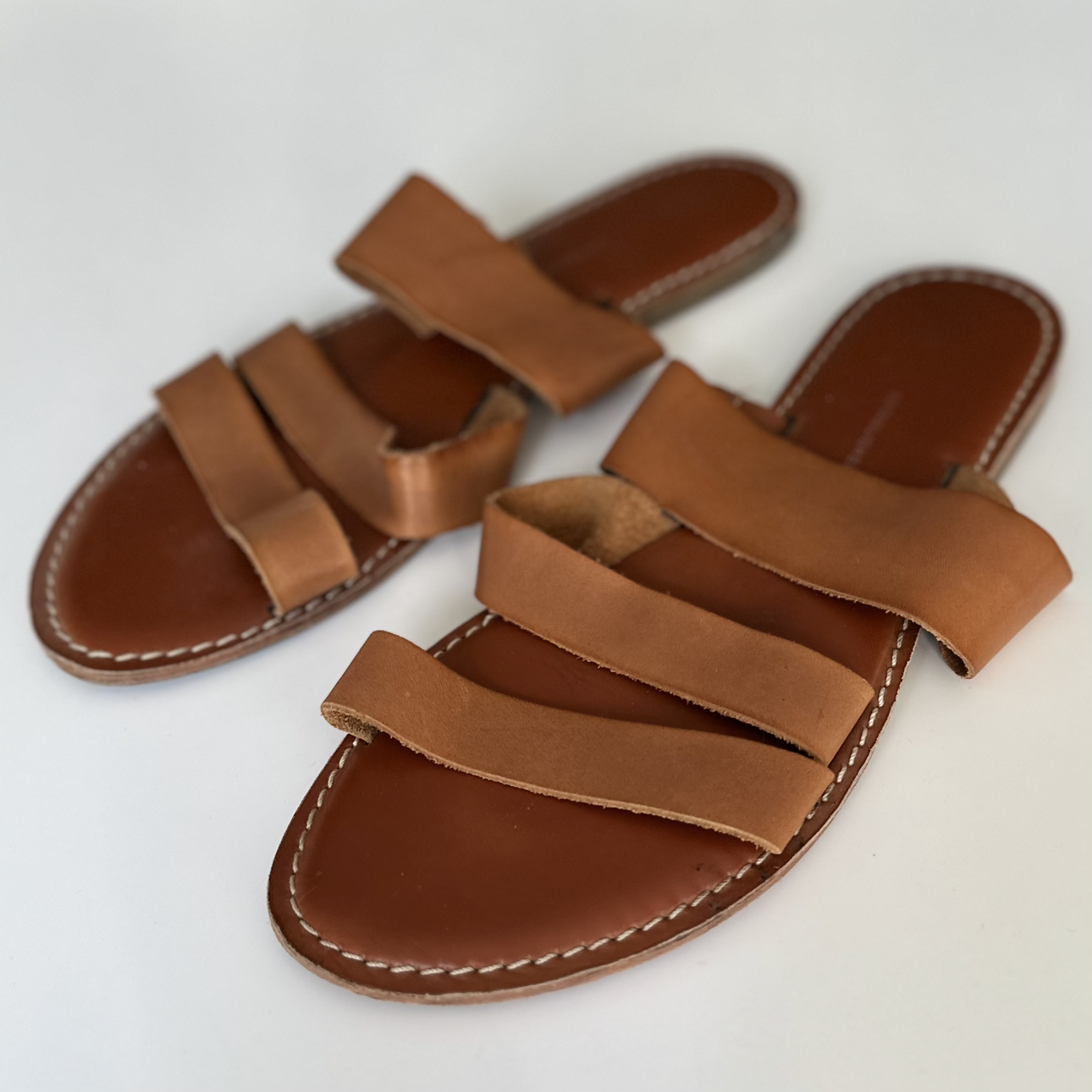 Leather sandals / size 10 thumbnail