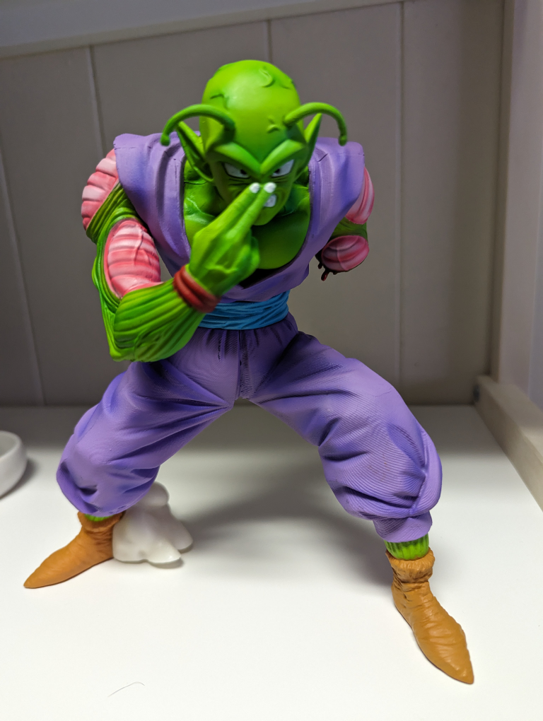 Piccolo figure 8"