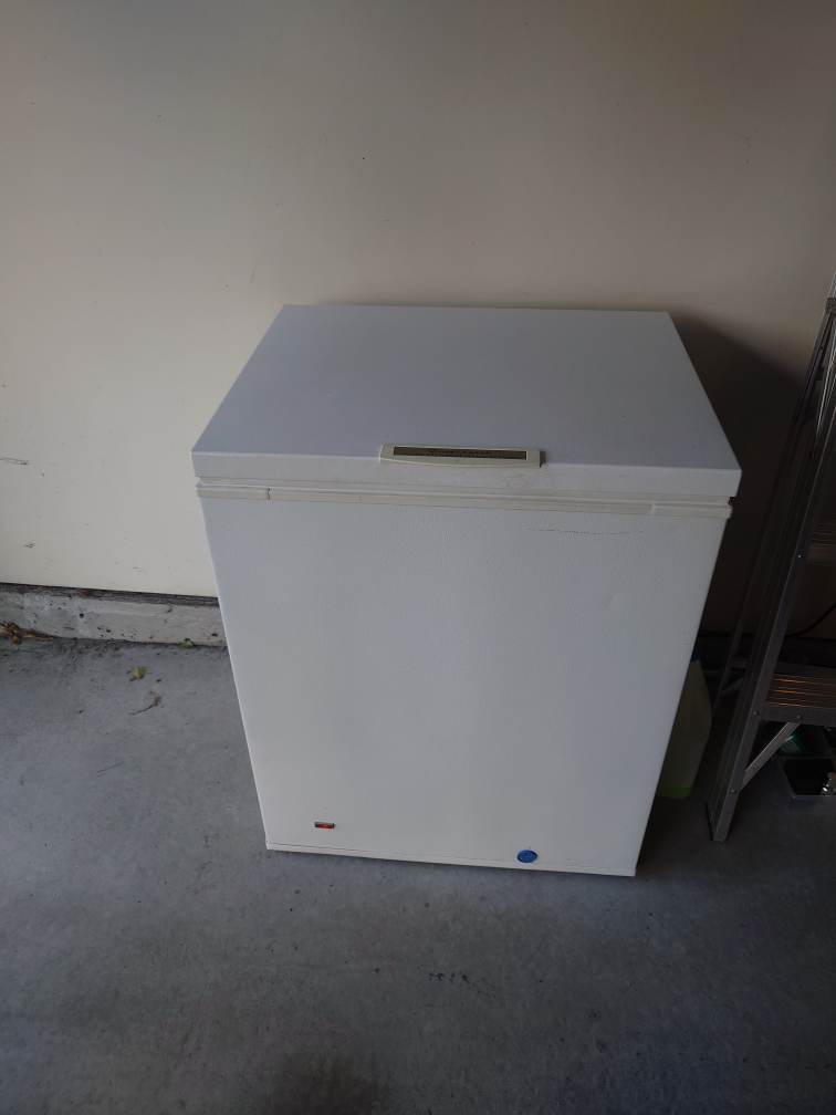 Frigidaire heavy duty Freezer