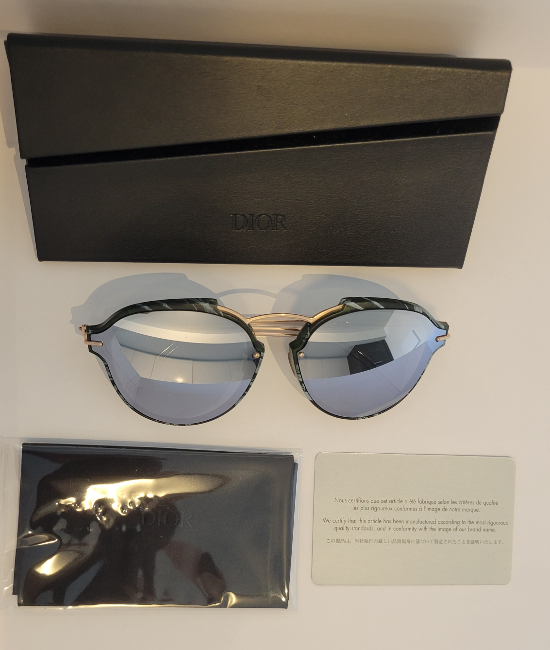 NEW IN CASE Authentic Dior Green Marble Gold Sunglasses
