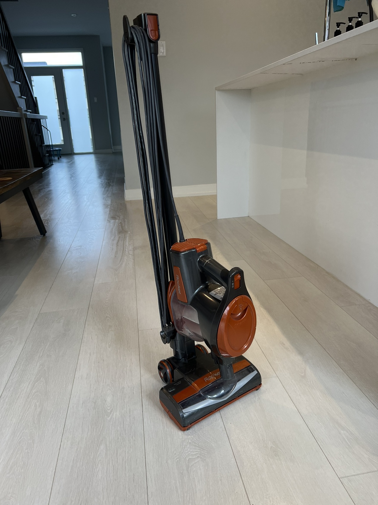 Shark HV301 Rocket Ultra-Light Stick Vacuum - photo 3