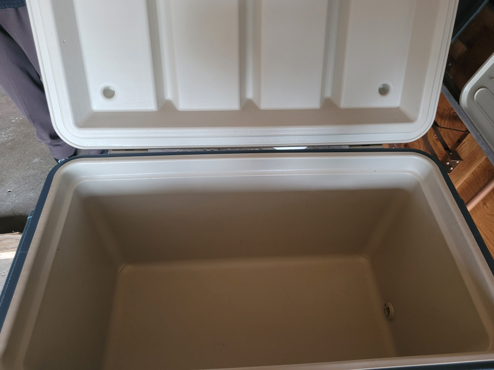 ColemanPolylite 48 Cooler - photo 2