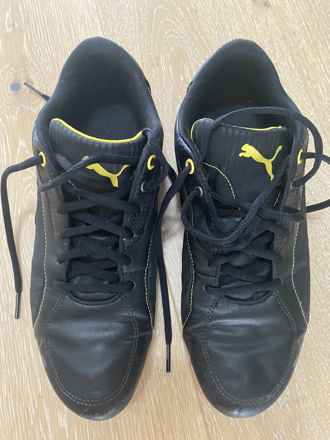 Puma shoes thumbnail